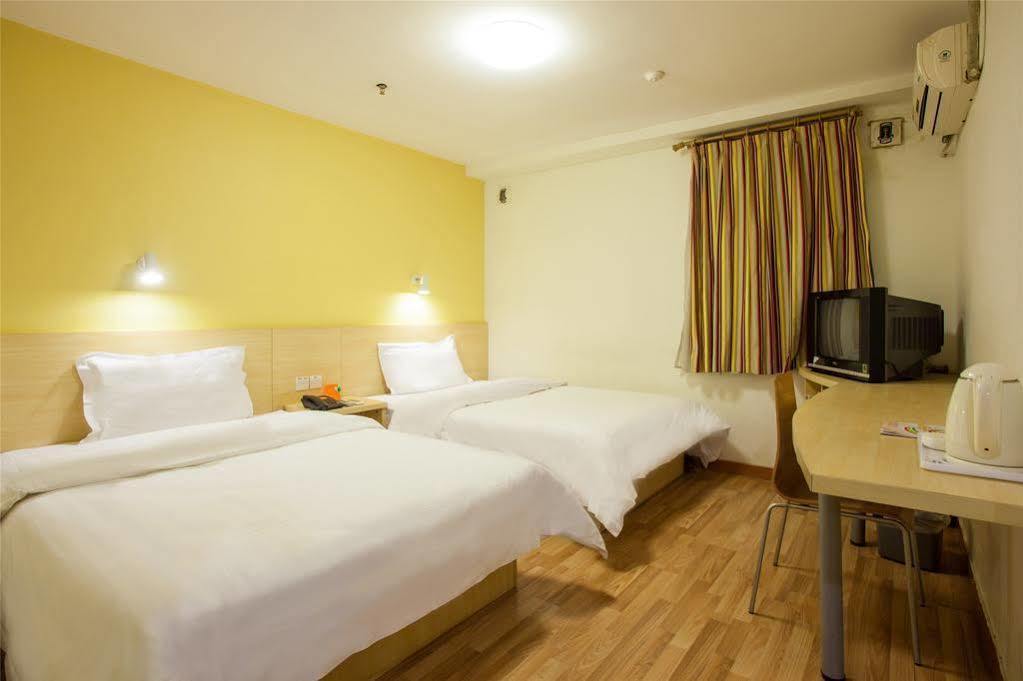 7 Days Inn Guangzhou Exteriör bild