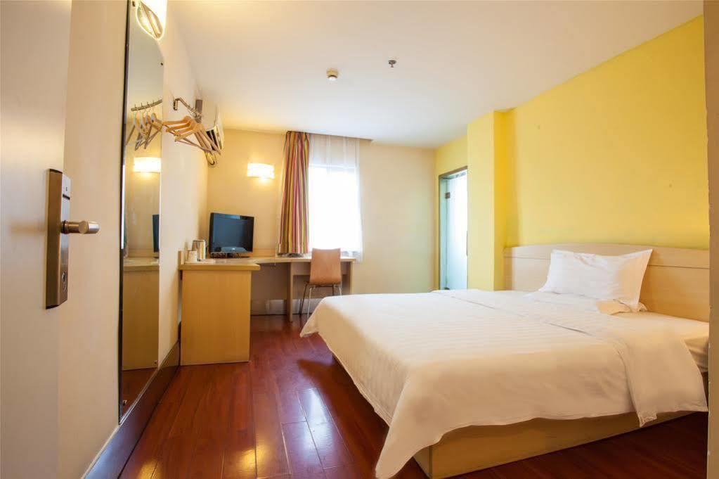 7 Days Inn Guangzhou Exteriör bild